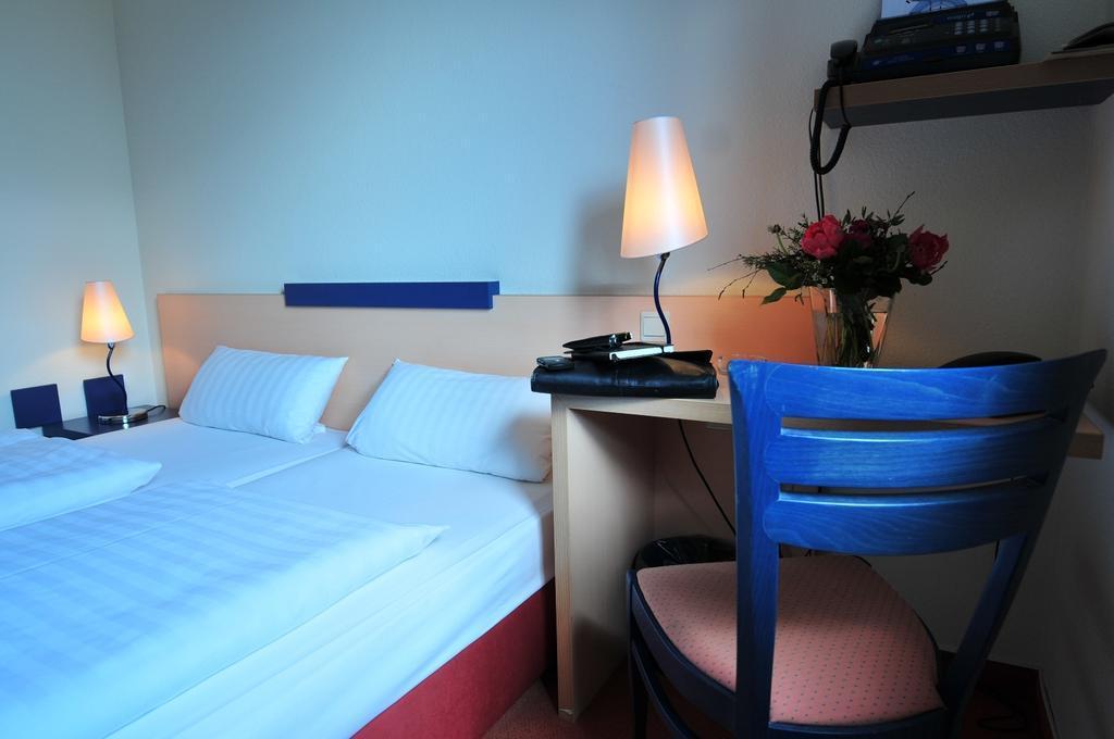 Hotel Am Tierpark Gotha Bagian luar foto