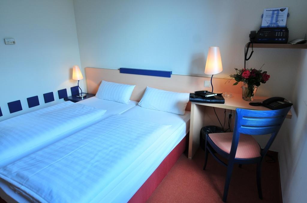 Hotel Am Tierpark Gotha Bagian luar foto