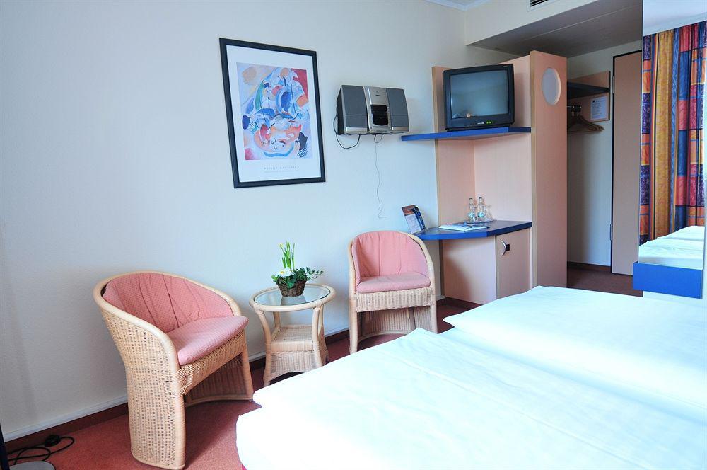 Hotel Am Tierpark Gotha Bagian luar foto